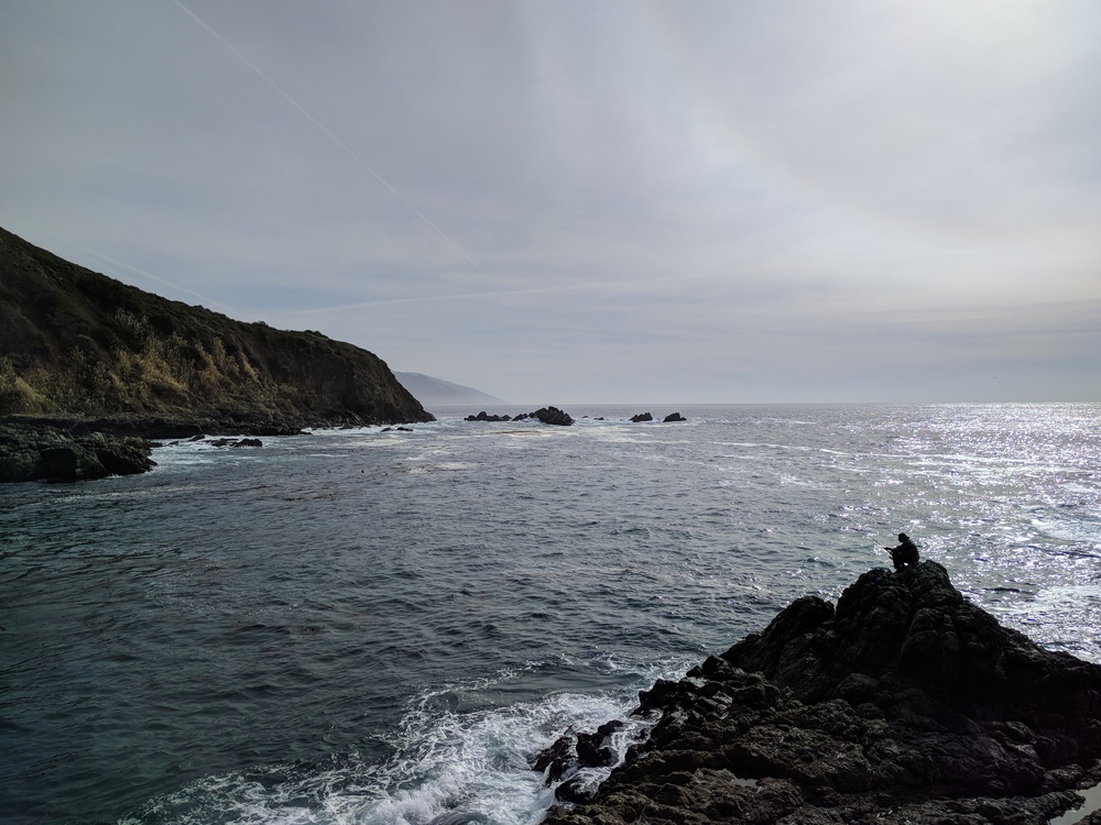 bigsur-guy_fishing_from_rock-resized